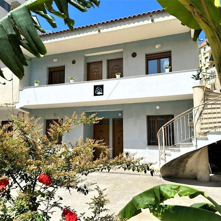 Vlora Villa With Private Parking Ngoại thất bức ảnh