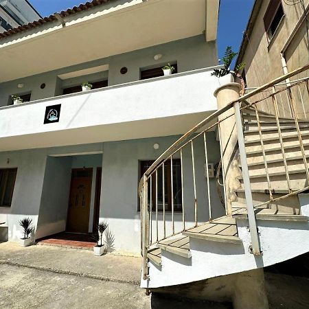 Vlora Villa With Private Parking Ngoại thất bức ảnh