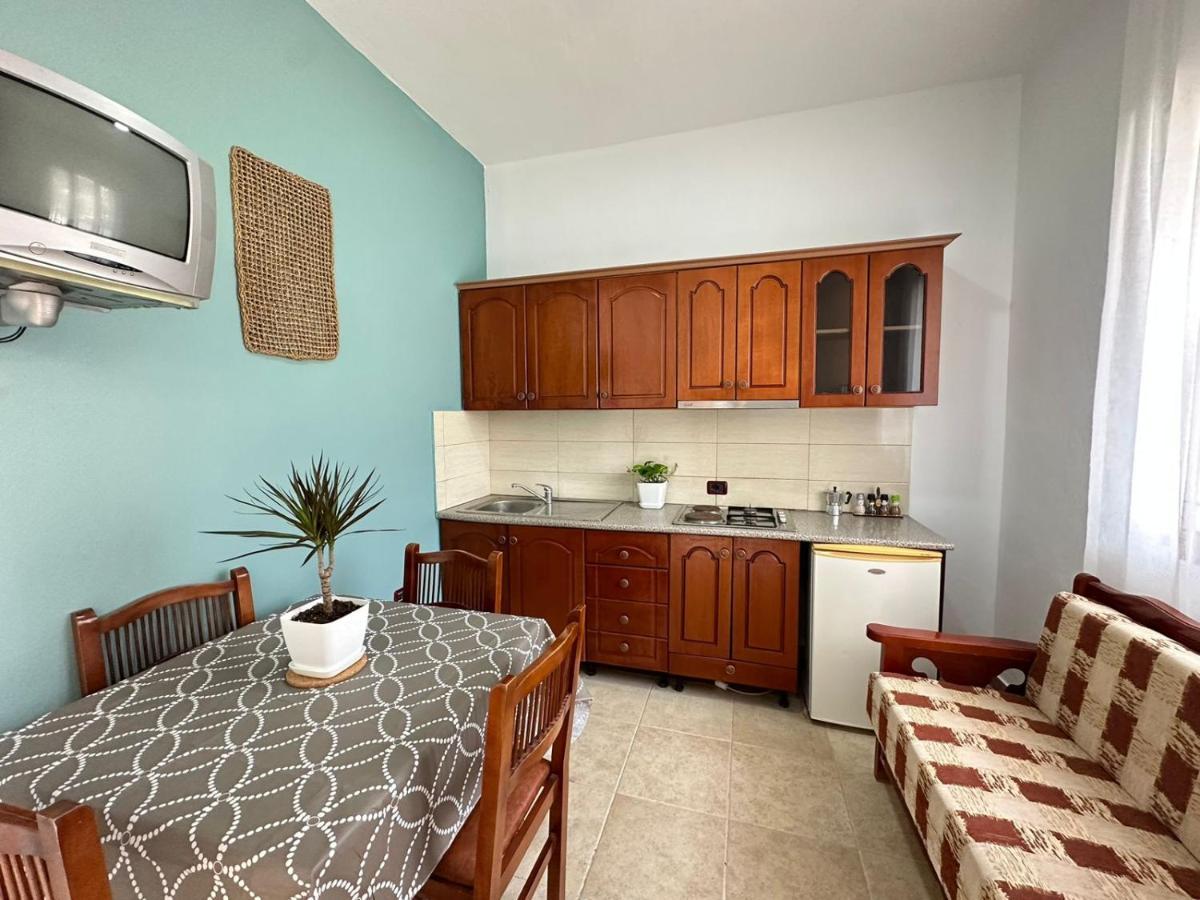 Vlora Villa With Private Parking Ngoại thất bức ảnh