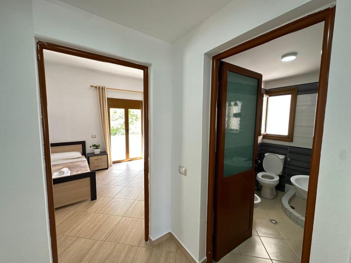 Vlora Villa With Private Parking Ngoại thất bức ảnh