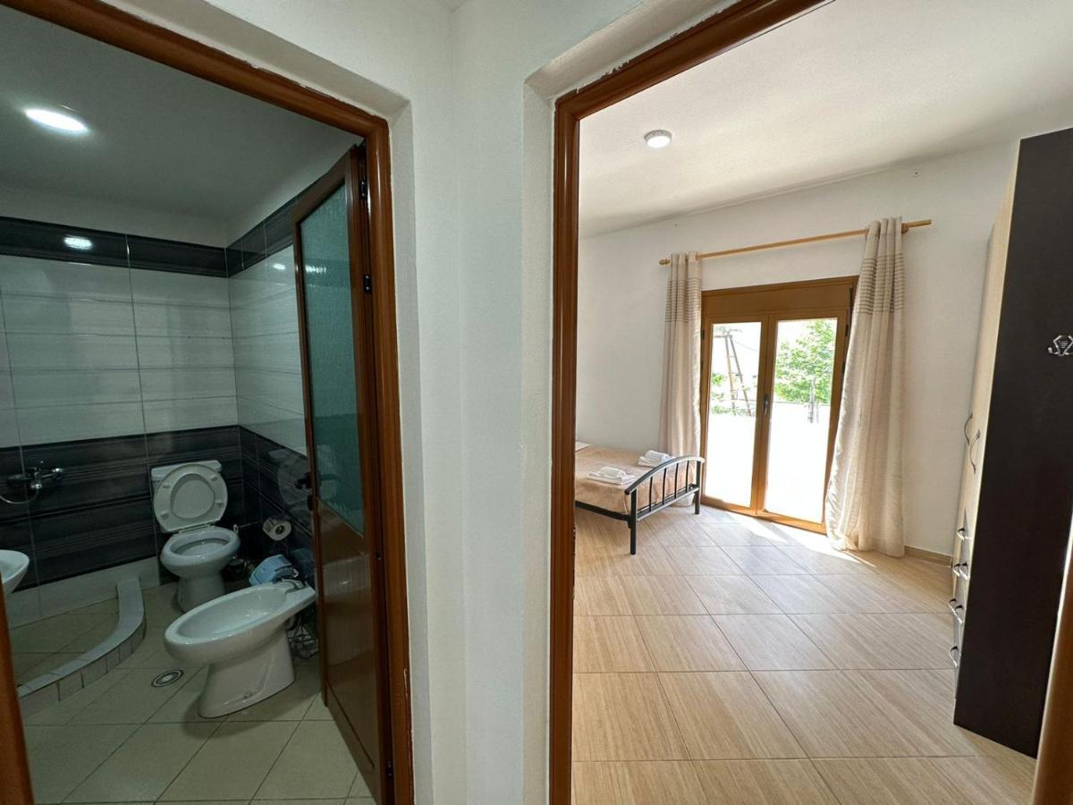 Vlora Villa With Private Parking Ngoại thất bức ảnh